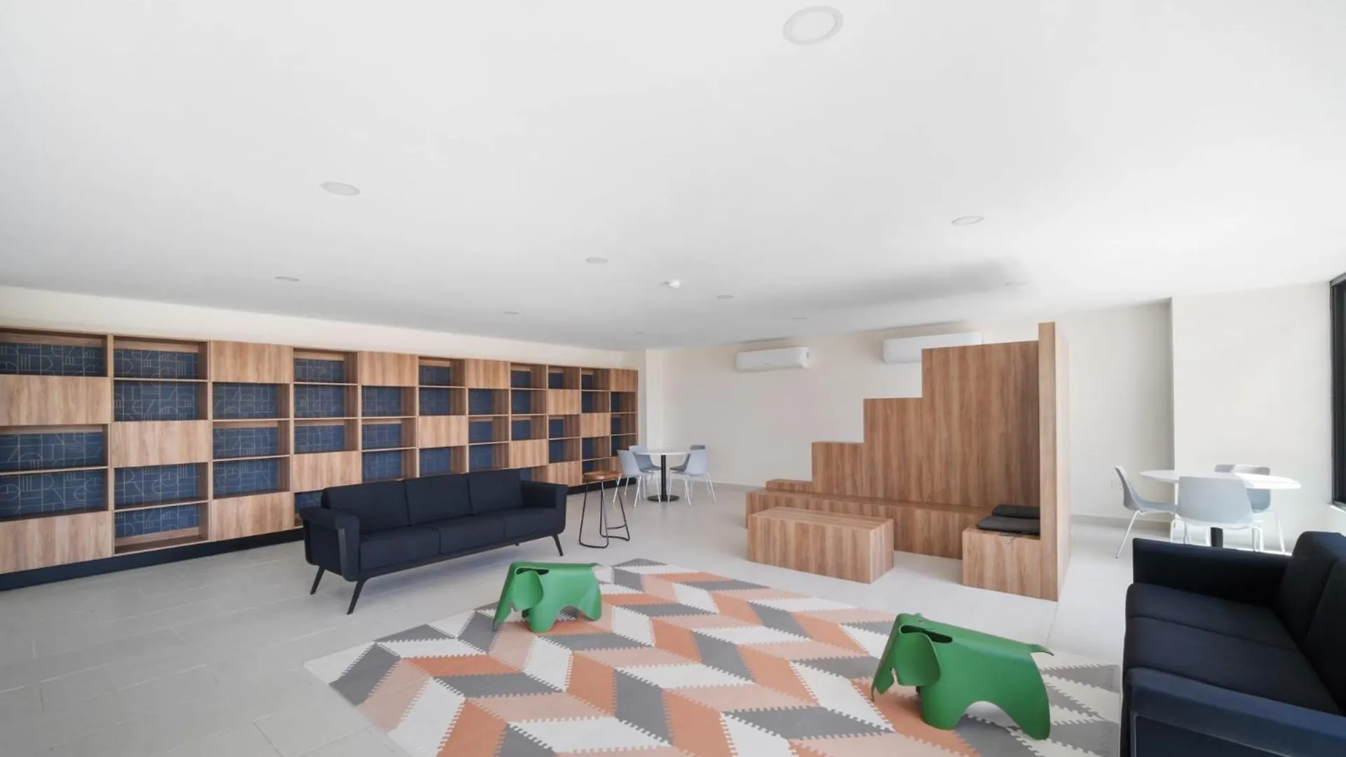 Apartment Baltia Luxurious One Bedroom Ap Merida